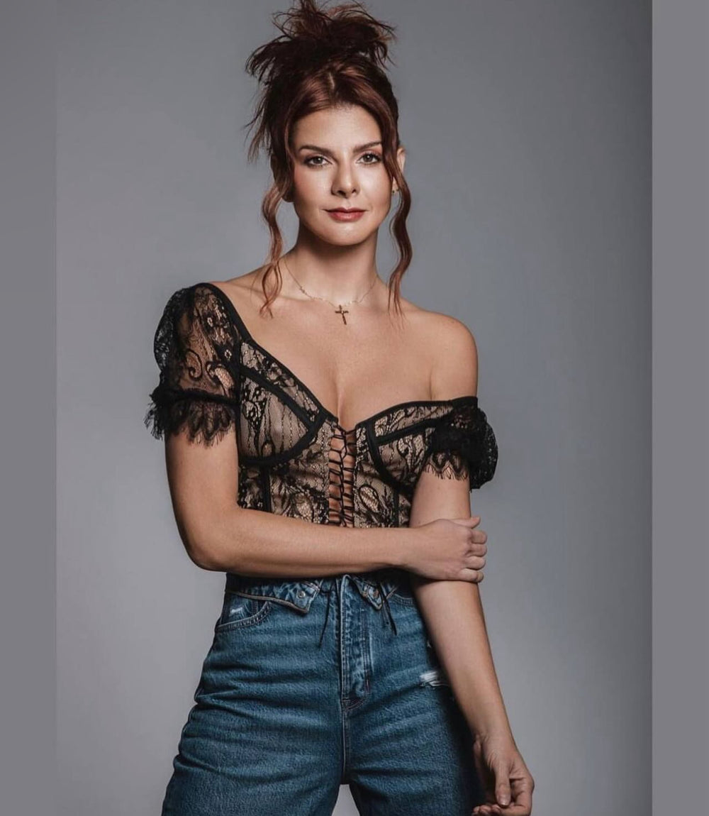 Blusa Cabaret